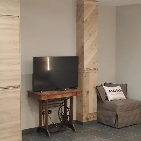 Apartment La Tana Del Lupo - Monolocale Nuovissimo Aosta